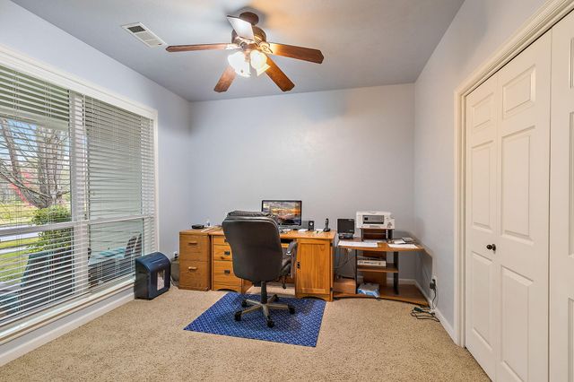 1028 Buck Point Street, Central Point, OR 97502