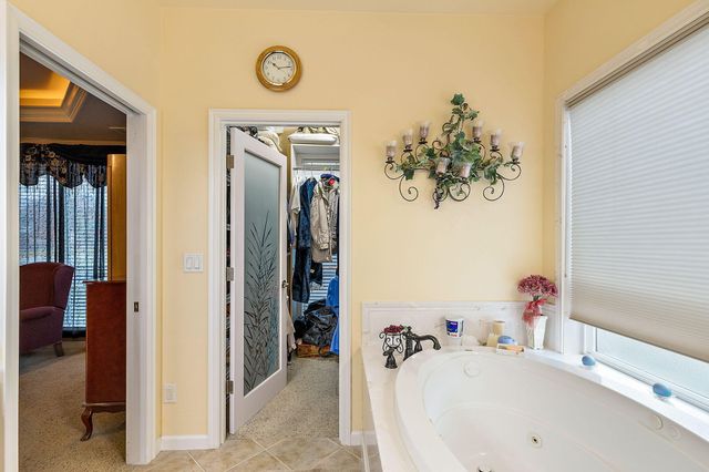 1028 Buck Point Street, Central Point, OR 97502