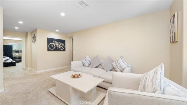 5249 Jarvis Lane, Fontana, CA 92336