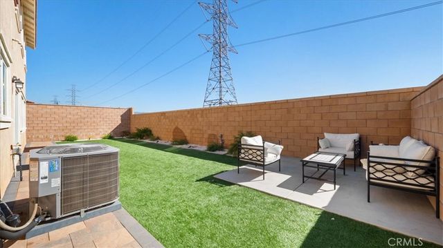 5249 Jarvis Lane, Fontana, CA 92336