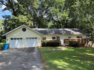 3544 Raymond Drive, Atlanta, GA 30340
