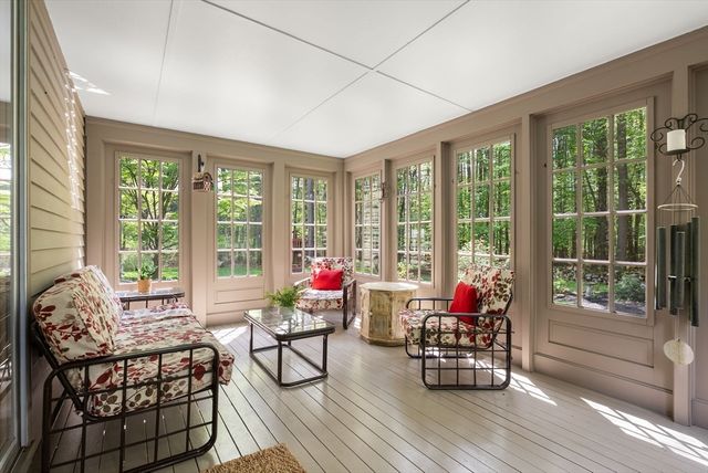 11 Barnet Road, Sudbury, MA 01776