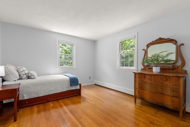 11 Barnet Road, Sudbury, MA 01776