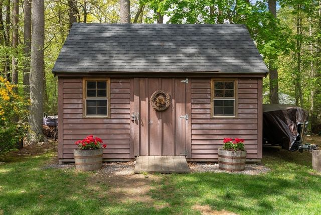 11 Barnet Road, Sudbury, MA 01776