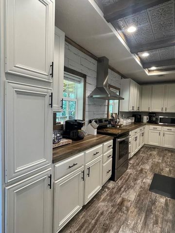 2657 NW James Drive, Wesson, MS 39191