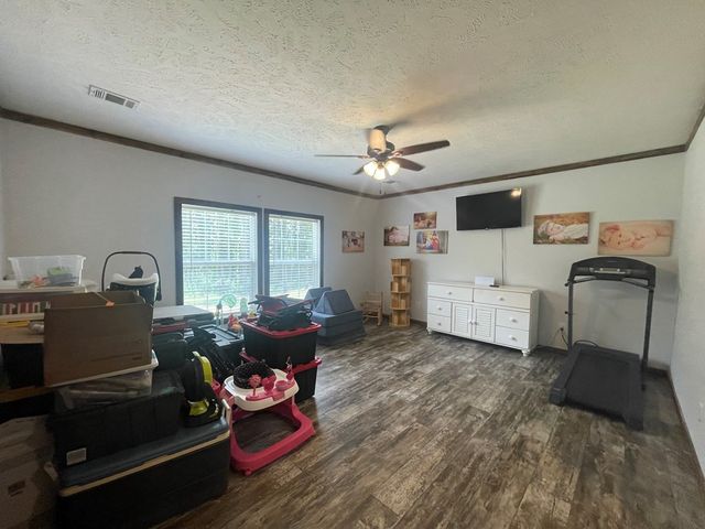 2657 NW James Drive, Wesson, MS 39191