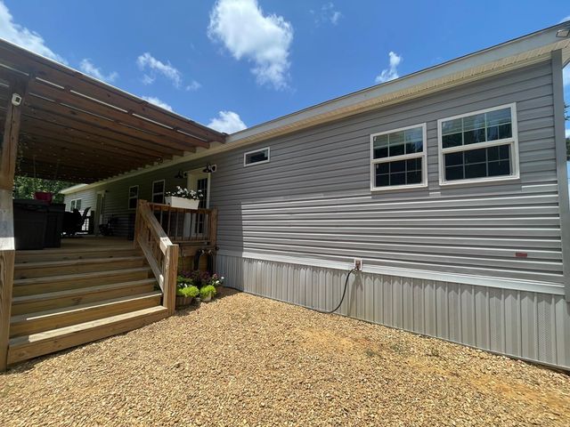 2657 NW James Drive, Wesson, MS 39191