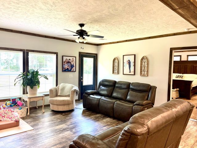 2657 NW James Drive, Wesson, MS 39191