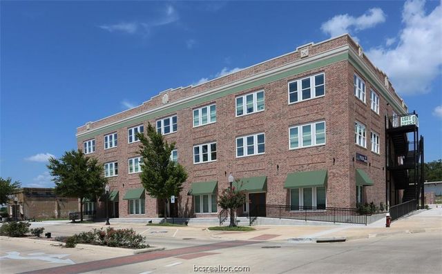 401 North Main Street 306, Bryan, TX 77803