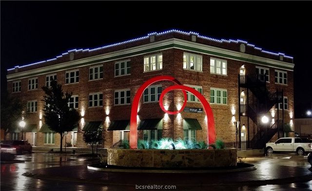 401 North Main Street 306, Bryan, TX 77803