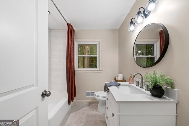 23 E Camelia Road NE, Rome, GA 30161