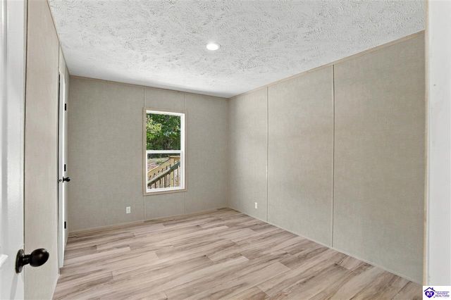 4489 Berrytown Road, Rineyville, KY 40162