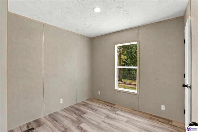 4489 Berrytown Road, Rineyville, KY 40162