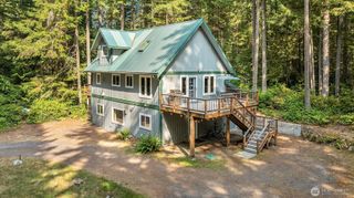 3872 Log Cabin Road, Clinton, WA 98236