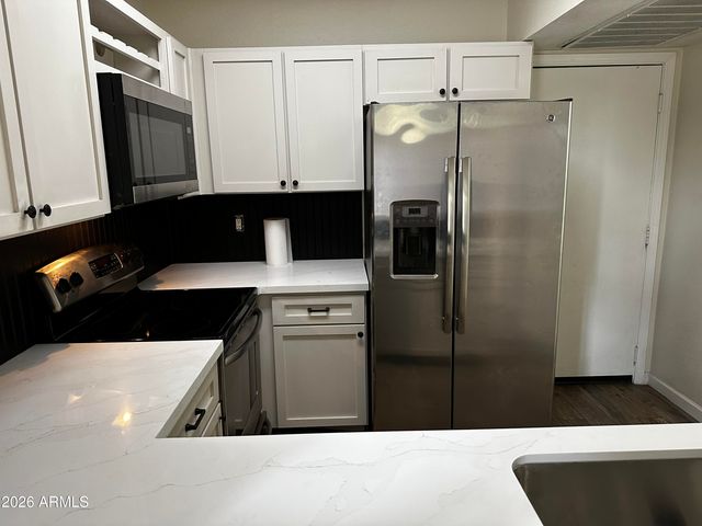 1126 W ELLIOT Road 1061, Chandler, AZ 85224