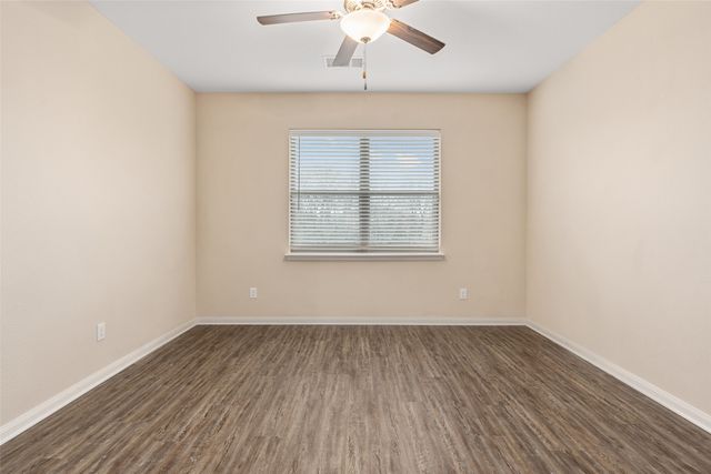 1431 Park Trails Boulevard, Princeton, TX 75407