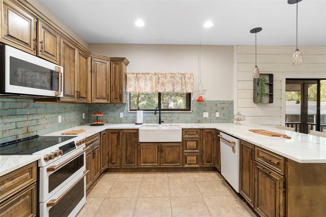1268 MCGREGOR ROAD, Deland, FL 32720