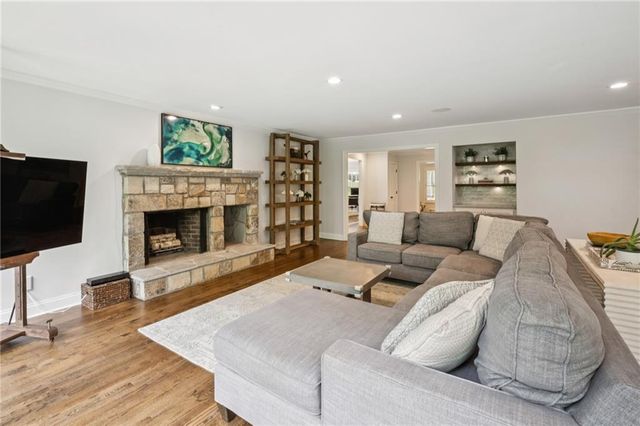 2766 Ridgemore Road NW, Atlanta, GA 30318