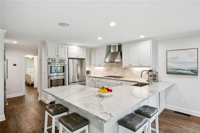 2766 Ridgemore Road NW, Atlanta, GA 30318