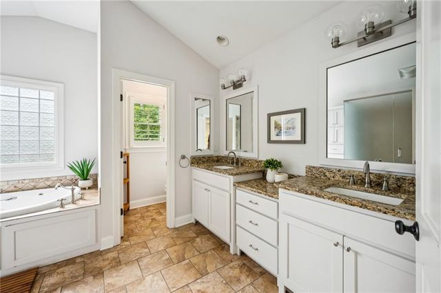 2766 Ridgemore Road NW, Atlanta, GA 30318