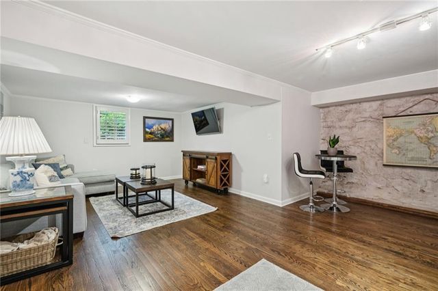 2766 Ridgemore Road NW, Atlanta, GA 30318
