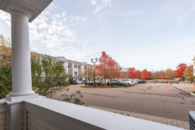 2109 Davenport Ave 2109, Canton, MA 02021
