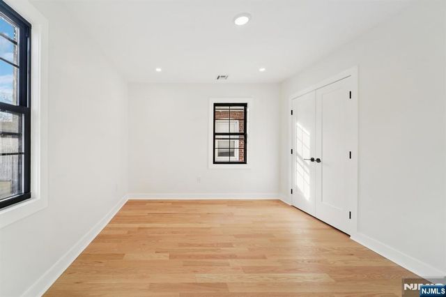 8606 2nd Avenue, North Bergen, NJ 07047