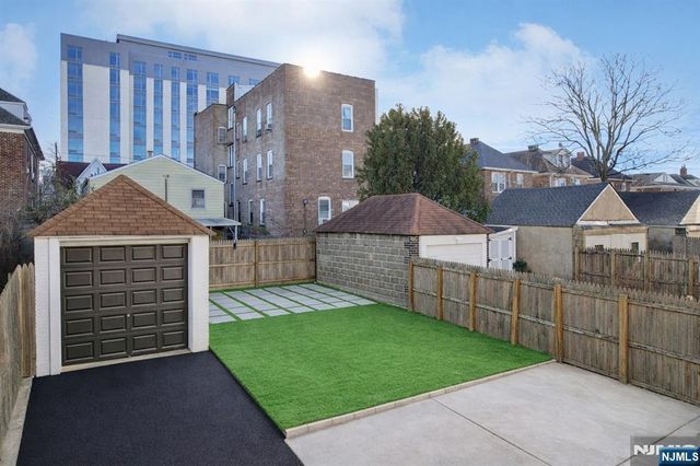 8606 2nd Avenue, North Bergen, NJ 07047