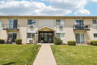 8924 Kenneth Drive 101A, Des Plaines, IL 60016