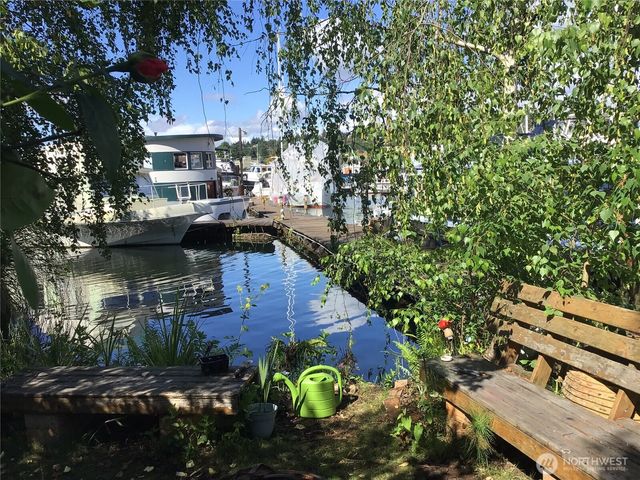 624 W Ewing Street, Seattle, WA 98119