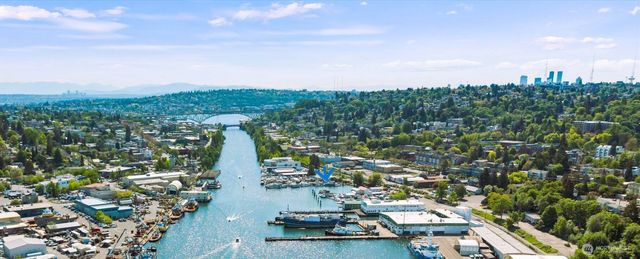 624 W Ewing Street, Seattle, WA 98119