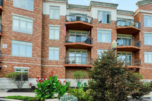 20971 Shoreline Ct Apt 215, Noblesville, IN 46062