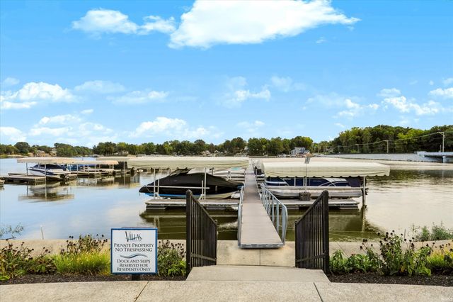 20971 Shoreline Ct Apt 215, Noblesville, IN 46062