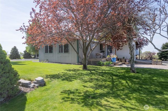 3095 Road E.5 NE, Moses Lake, WA 98837