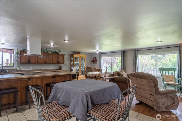 3095 Road E.5 NE, Moses Lake, WA 98837