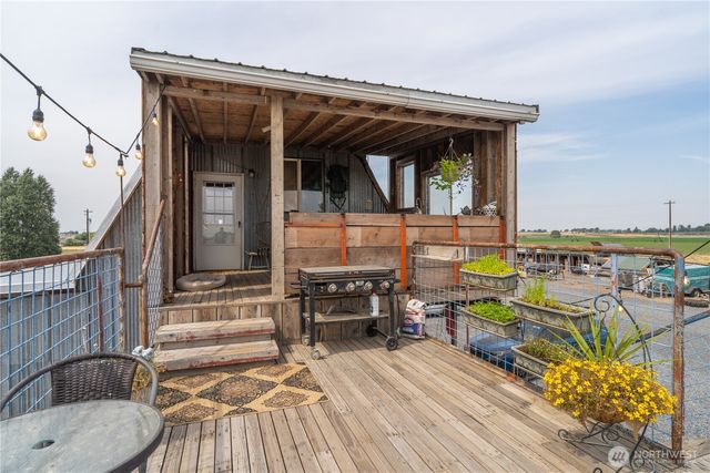 3095 Road E.5 NE, Moses Lake, WA 98837