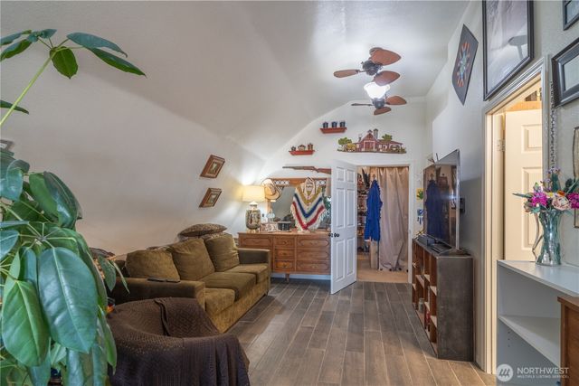 3095 Road E.5 NE, Moses Lake, WA 98837