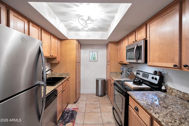 3825 E CAMELBACK Road 218, Phoenix, AZ 85018