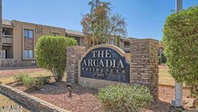 3825 E CAMELBACK Road 218, Phoenix, AZ 85018