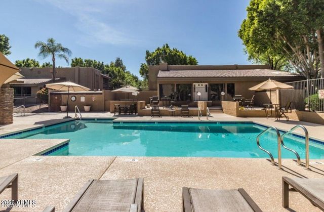 3825 E CAMELBACK Road 218, Phoenix, AZ 85018