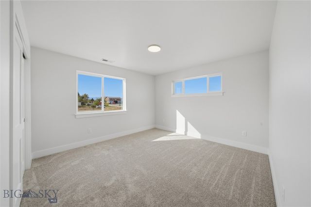803 Spaniel Lane, Belgrade, MT 59714