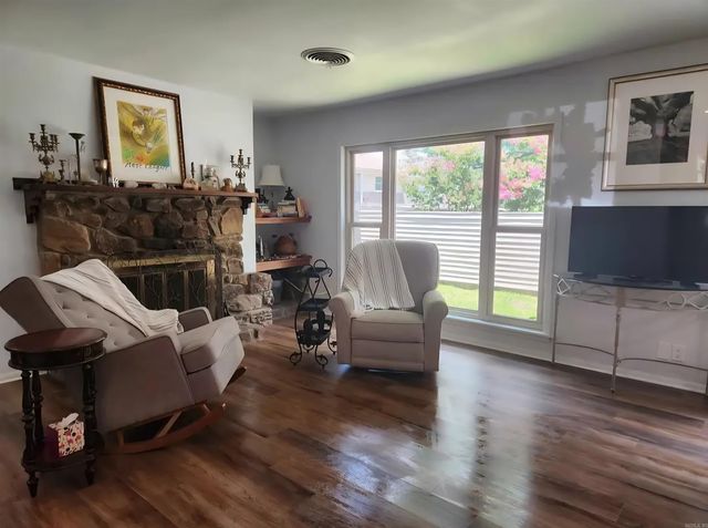 135 Hillview Dr Apt 25, Fairfield Bay, AR 72088