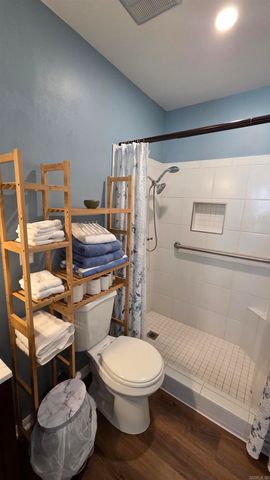 135 Hillview Dr Apt 25, Fairfield Bay, AR 72088