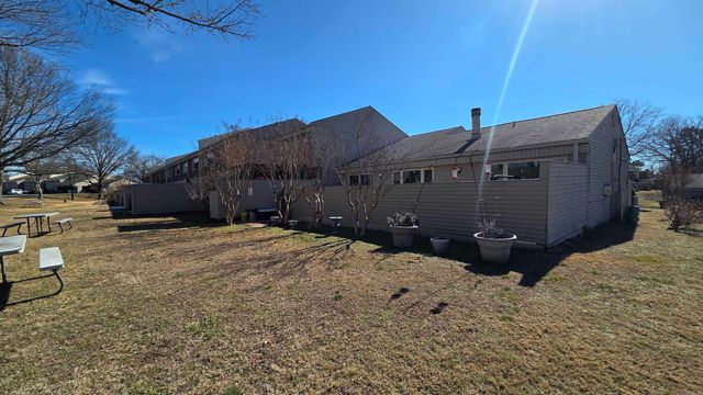 135 Hillview Dr Apt 25, Fairfield Bay, AR 72088