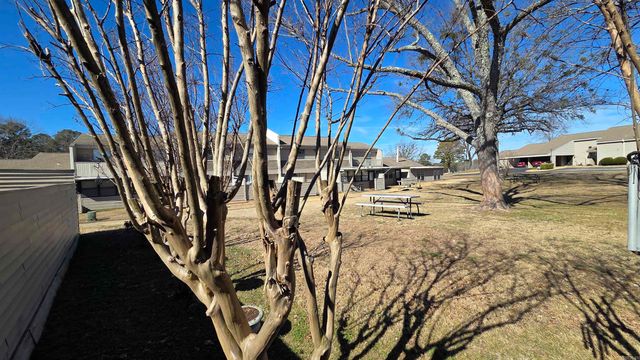 135 Hillview Dr Apt 25, Fairfield Bay, AR 72088