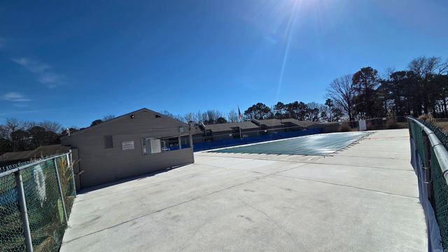 135 Hillview Dr Apt 25, Fairfield Bay, AR 72088