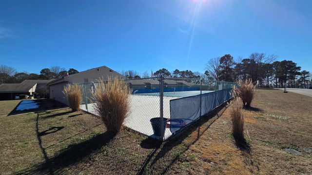 135 Hillview Dr Apt 25, Fairfield Bay, AR 72088