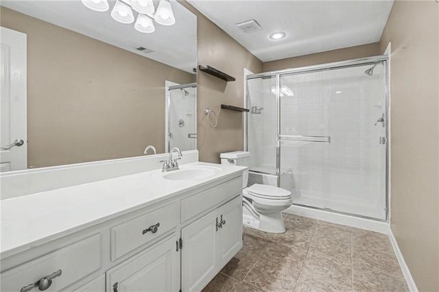 3501 W 132nd Street, Leawood, KS 66209