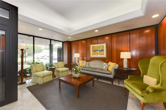 7320 Glenroie Ave Apt 12K, Norfolk, VA 23505