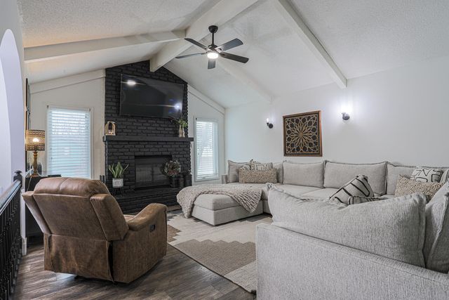 116 ROSEBUD Lane, Council Bluffs, IA 51503